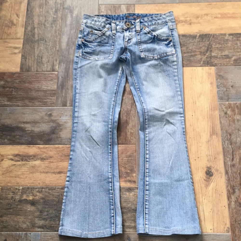 Amethyst jeans size 3, altered length